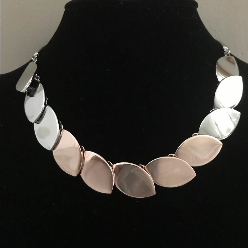 WHBM MIXED METAL LEAF NECKLACE - NWOT!